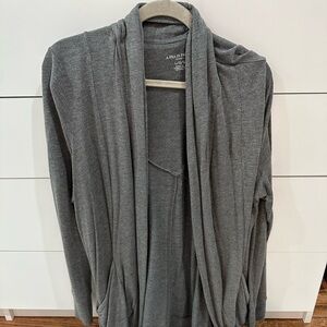 A Pea In The Pod Women’s Cardigan Size L